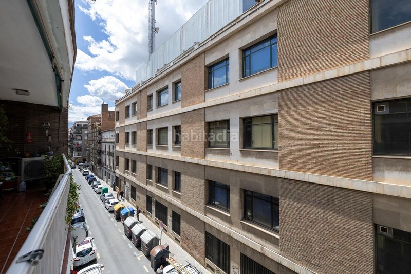 Foto a4b86c20-502a-4082-9037-910edcf94efc. Piso en calle acera de canasteros 16 piso exterior en acera de canasteros, junto a constitución y fuentenueva. en Granada