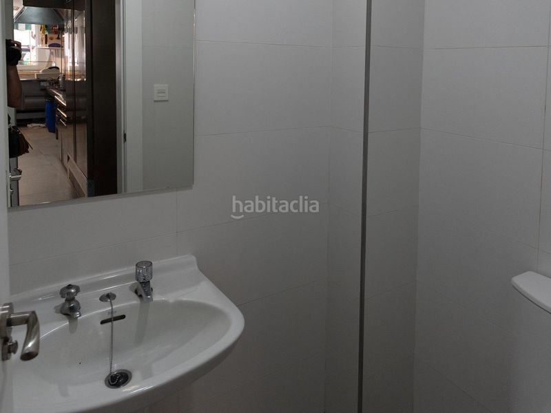 Foto a9f215f7-02be-4afe-b513-23cc5fdddfb0. Local comercial a Lanjarón