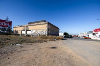 Nau industrial a Albolote. Oportunidad única! amplia nave industrial en albolote