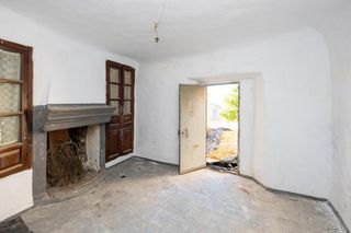 Maison  Calle virgen del carmen. Casa de pueblo con terraza y jardín en el centro de lanjarón  gr