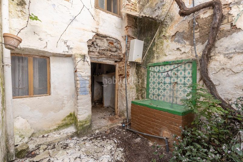 Foto 1ada199c-2bad-4dfb-a118-795e39787636. Casa a calle gonzález 2 a Albuñuelas