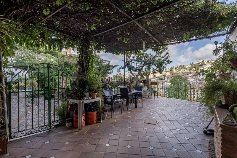 Foto a5464dd9-2253-4dc1-9120-ff6f57fe8f0f. Casa preciosa casa con vistas a la alhambra en Barrio de Albaicín Granada
