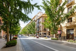 Apartament  39 calle gran vía de colón. Exclusiva ultima planta con vistas en gran via