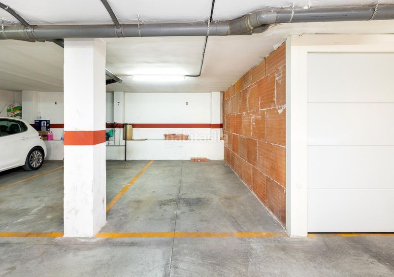 Foto 8015aed4-9879-4171-afd0-40a911e74bc0. Planta baixa amb aparcament a Poniente Armilla