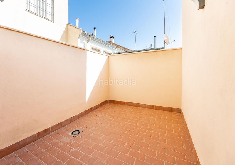 Foto f1a5b00a-e14c-40be-8f6f-4f965700804c. Planta baixa amb aparcament a Poniente Armilla