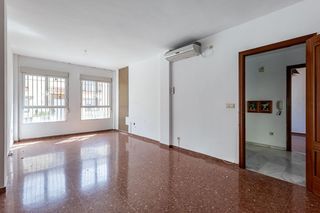 Reihenhaus in Huétor Vega. Adosado en huetor vega