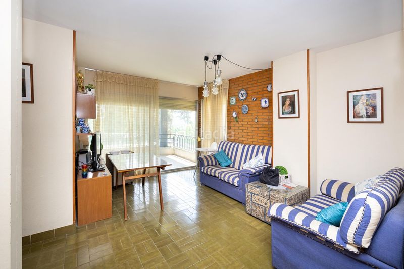 Foto a393fa24-3dd4-4930-b350-32bcde255d0d. Pis amb aparcament piscina a Albolote