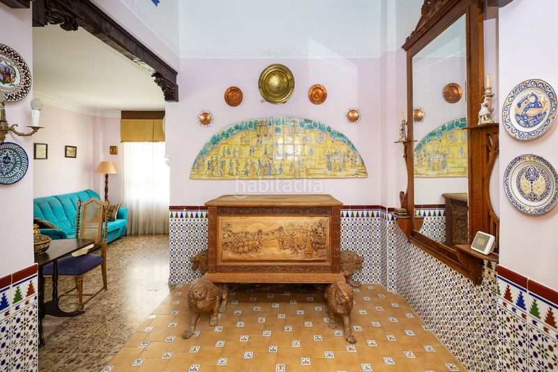 Foto 942d806e-bb9a-4e40-9963-34b981db71b8. Casa adosada espectacular vivienda pareada con jardín, terraza 360º y garaje en zona residencial céntrica en Motril