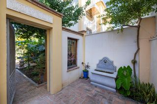 Casa a schiera  Calle calle aperos del pilar. Espectacular vivienda pareada con jardín, terraza 360º y garaje