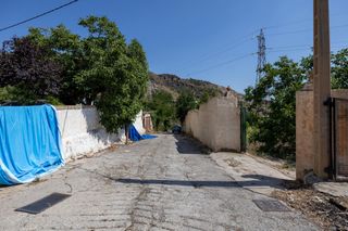 Mas  Calle de los parrales. Vive en plena naturaleza sin renunciar a la comodidad del pueblo