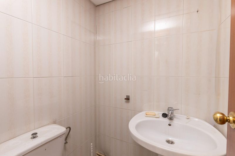 Foto afee8c68-2eba-4a37-ae07-2f5184250770. Casa pareada en calle de almajara 27 exclusiva vivienda con piscina en la zona del serrallo con piscina comunitaria en Granada