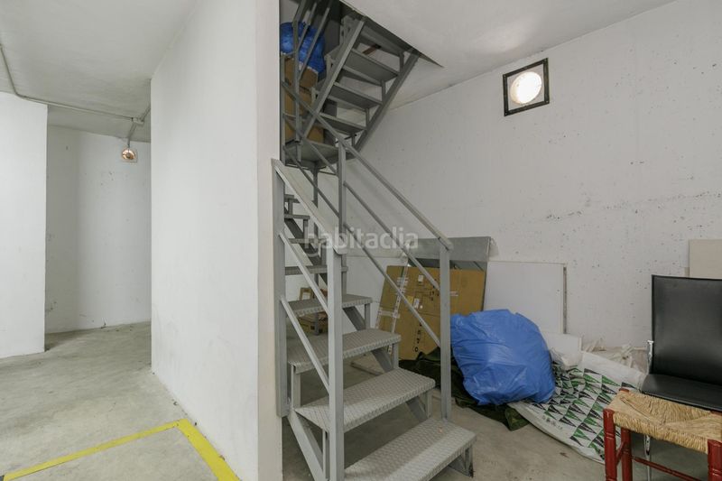 Foto 57a24a53-9fa6-4abd-9be6-5d9ec1b32aaf. Aparcament cotxe a Albolote