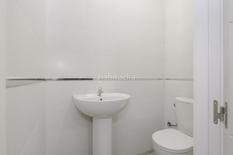 Foto 3a3a2668-cac6-493a-a9b8-a038b54e1175. Local comercial a Albolote