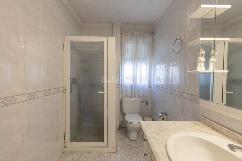 Foto 74912828-d194-4dd9-8551-f6bd7536eff9. Edifici a La Zubia Ciudad Zubia (La)