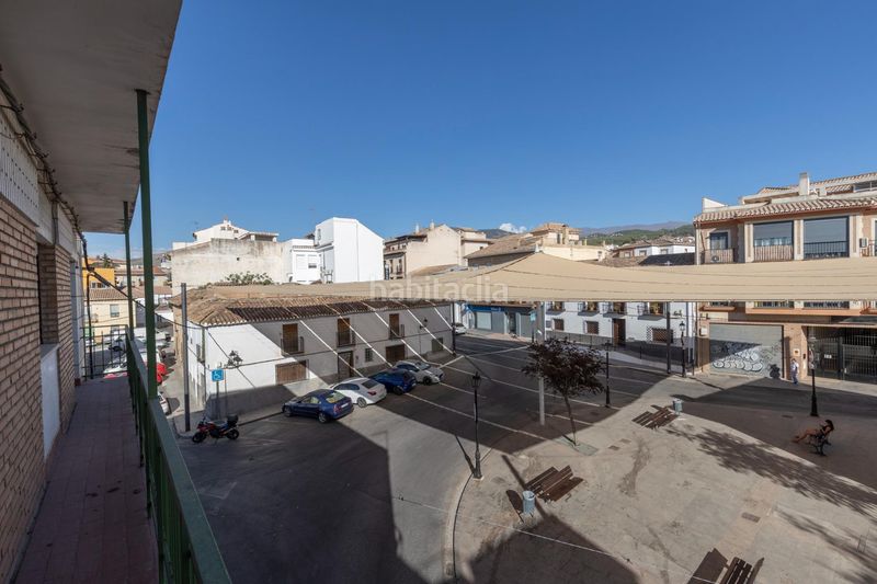 Foto eb06ef43-f70b-40d3-b942-058d9167e664. Edifici a La Zubia Ciudad Zubia (La)