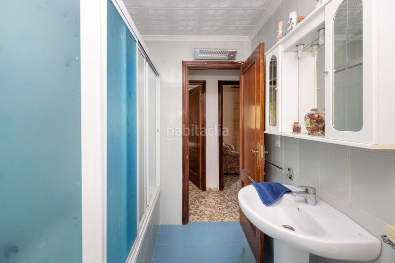 Foto f3b60810-0b7d-4e1d-9753-0a54865540a8. Casa amb aparcament a Dúdar