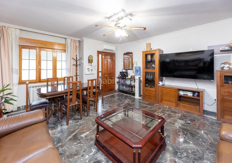Foto 98b47d13-a4ea-4724-bcc5-92418c638062. Casa adossada amb piscina a Cájar