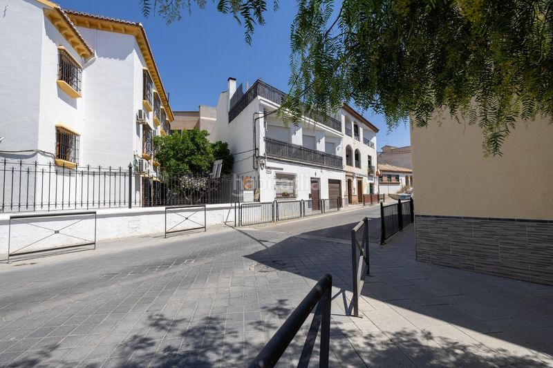 Foto 071b42e7-4755-4b6f-8124-4d89d7e4b8aa. Casa amb aparcament a Fuente Vaqueros