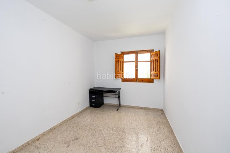 Foto b15456a6-e21f-453d-9cc3-df6d6c093217. Casa amb aparcament a Fuente Vaqueros