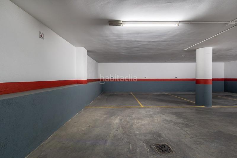 Foto d04c16f0-b0a5-405d-a061-9f3ae3a14bc8. Car parking in Castaño - Mirasierra Granada