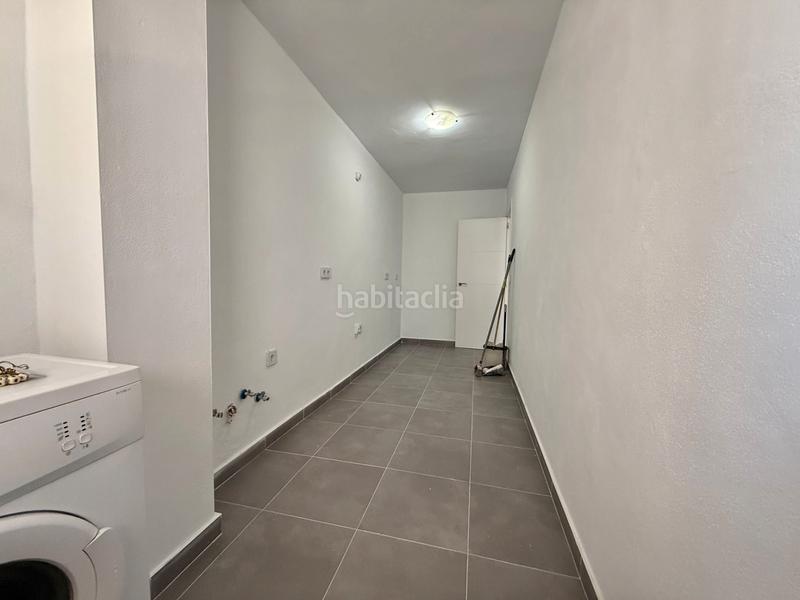 Foto 7ad792b6-2e37-42a3-bb24-958e58dd9ac6. Appartamento in san andres 48a in Centro Torre del Mar