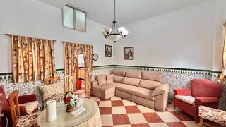 Ground floor in Avenida doctor marañón 52