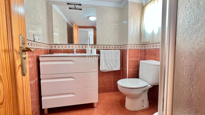 Foto 8d56ef76-cc0a-4d5d-bb95-f3df0d9505c0. Planta baja en avenida doctor marañón 52 en Poniente-Faro Torre del Mar