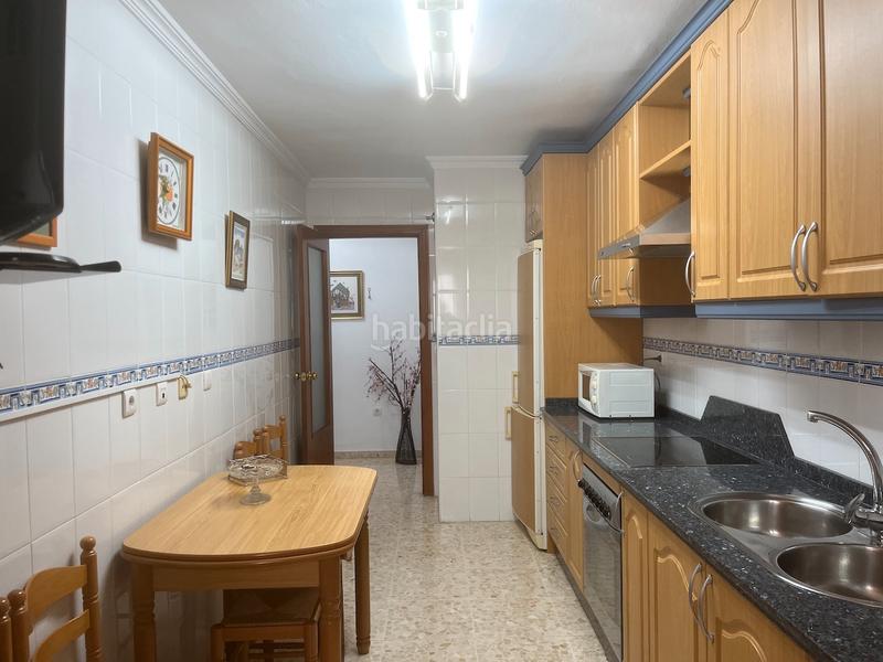 Foto 587b36e4-dc6c-4bc1-ab26-83478c314a62. Appartement dans calle pintor cipriano maldonado 3b dans Torre del Mar
