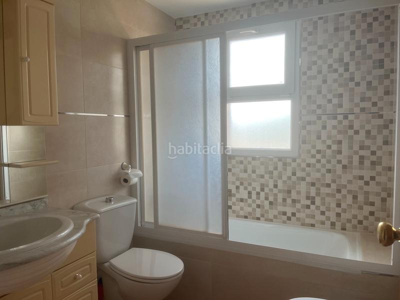 Foto d0b2c436-ec69-46d0-85ba-1b93214d6397. Appartement dans calle pintor cipriano maldonado 3b dans Torre del Mar