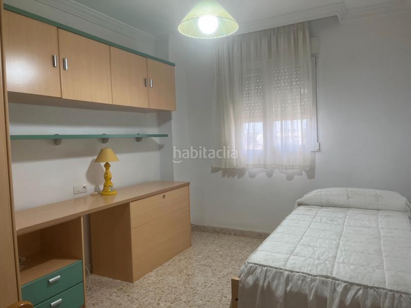 Foto cd2a7fd1-3f81-4c6a-a145-a4ab798407f6. Pis a calle pintor cipriano maldonado 3b a Viña Málaga Torre del Mar
