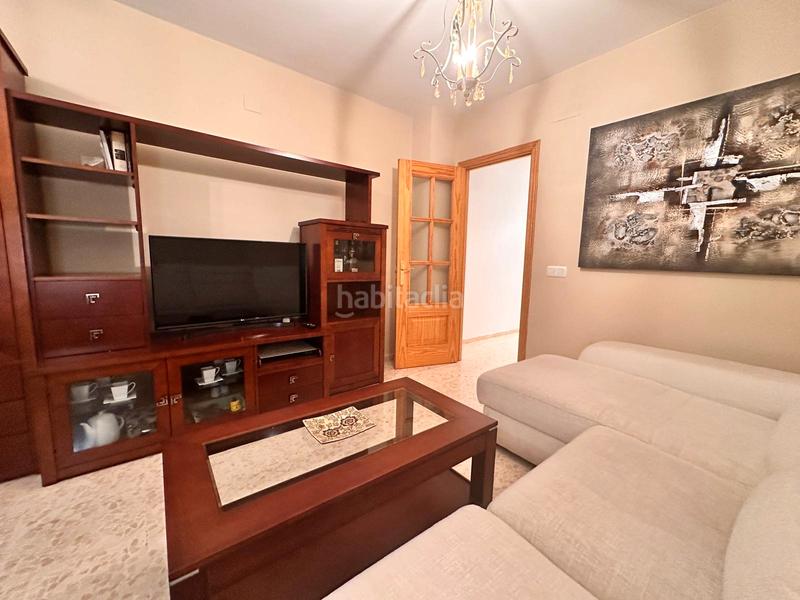 Foto cefae6ba-10ee-45a1-8235-47708a7edec1. Appartamento in calle juan aguayo moreno 6b in Paseo Marítimo de Levante Torre del Mar