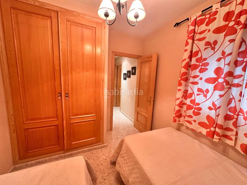 Foto 55f5100a-ae24-4a9f-97da-b672979ee9ca. Piso en calle juan aguayo moreno 6b en Paseo Marítimo de Levante Torre del Mar