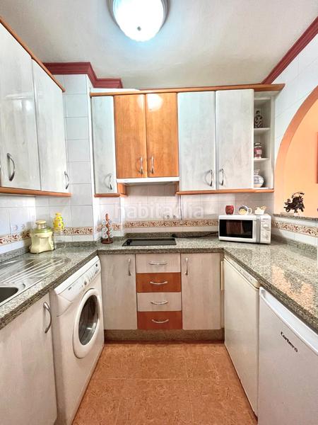 Foto 3142dc30-637f-42b9-a4ef-2f532cdb55dd. Apartamento en calle el clavel 10 en Centro Torre del Mar