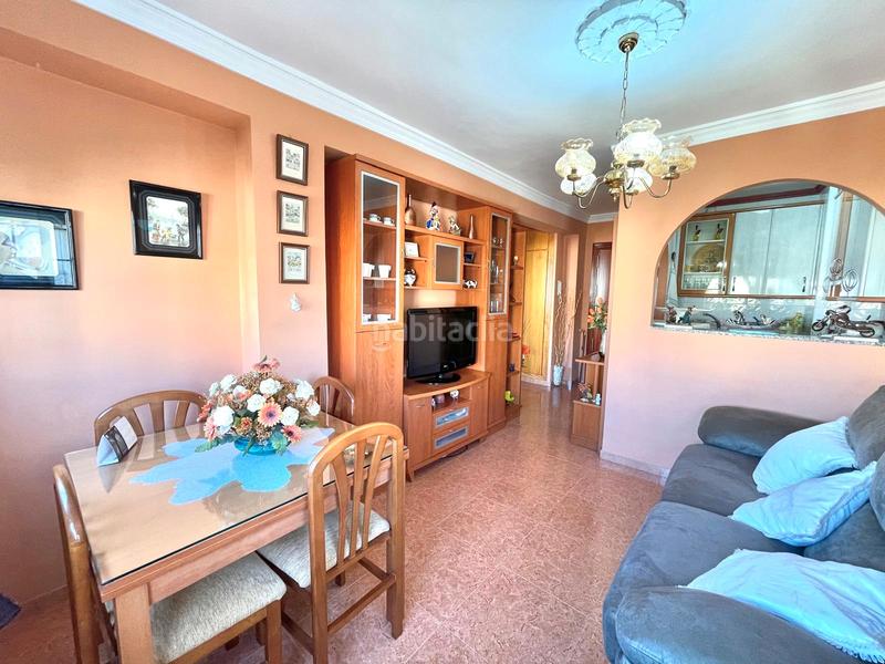 Foto 81e6aa76-f940-46f0-ae85-4ae01c56593d. Apartamento en calle el clavel 10 en Centro Torre del Mar