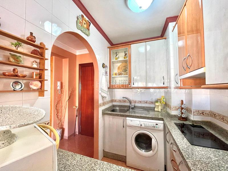 Foto bba21da3-a9f9-4845-9ba6-ba87132baf71. Apartamento en calle el clavel 10 en Centro Torre del Mar