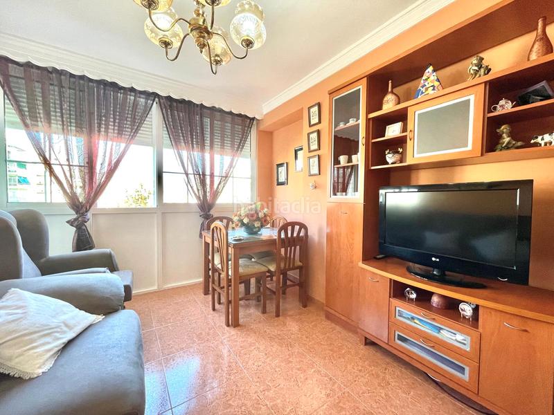 Foto ec4481d3-8658-4e44-a746-4285102f4757. Apartamento en calle el clavel 10 en Centro Torre del Mar