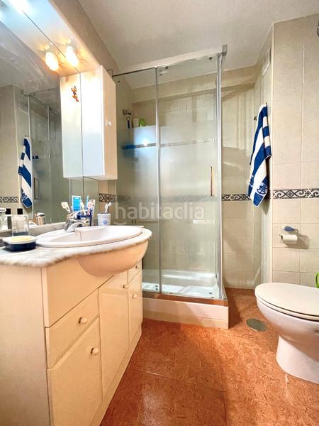 Foto ec7ad630-70de-465d-b0dc-8e441e4b123f. Apartamento en calle el clavel 10 en Centro Torre del Mar