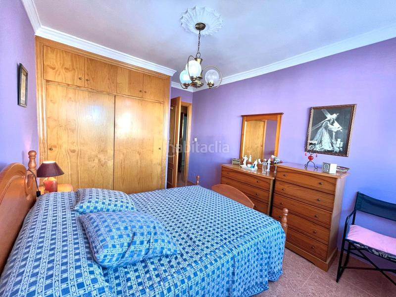 Foto f74f5df2-417c-4deb-bffa-dc2acf7e22b8. Apartamento en calle el clavel 10 en Centro Torre del Mar