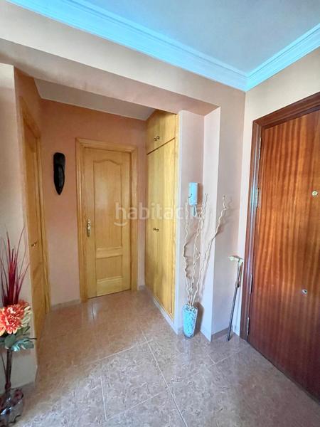 Foto cebad3c2-ecef-4b4d-a7d7-fd2a30a301de. Appartement dans calle el clavel 10 dans Centro Torre del Mar