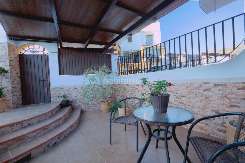 Foto 3b613f48-d163-4f1d-a6dd-a8b37e794cbe. Casa pareada en calle moriles 42 en Viña Málaga Torre del Mar