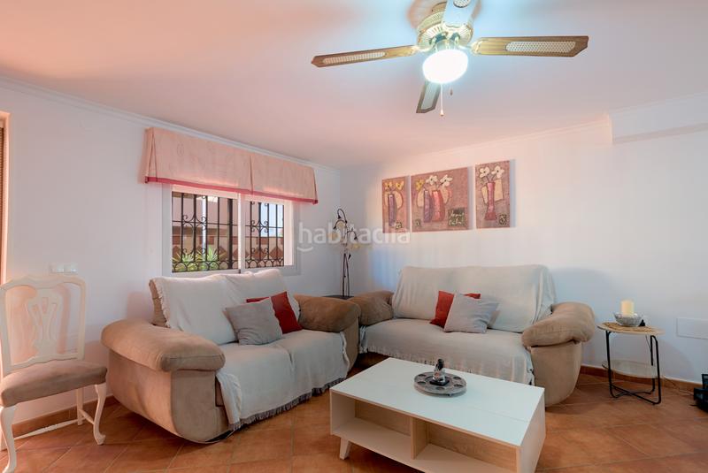 Foto 4a639e3e-fa7f-45c4-a7af-cb372a4b36af. Casa pareada en calle moriles 42 en Viña Málaga Torre del Mar