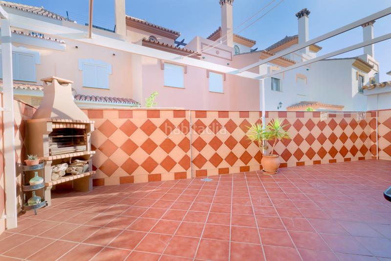 Foto 74448e18-90de-4897-b9fc-06766d881cb5. Casa pareada en calle moriles 42 en Viña Málaga Torre del Mar
