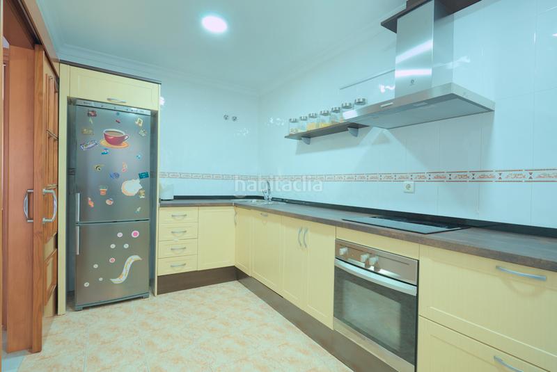 Foto fcf6fa05-e8b0-457b-82f8-153410ef848c. Casa pareada en calle moriles 42 en Viña Málaga Torre del Mar