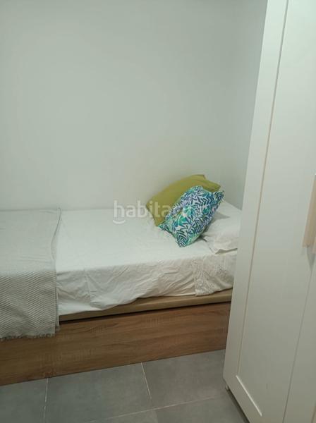 Foto fa68a1d7-02b5-4bd9-a73b-9f7d949b86c8. Monolocale in calle infantes 58 in Poniente-Faro Torre del Mar