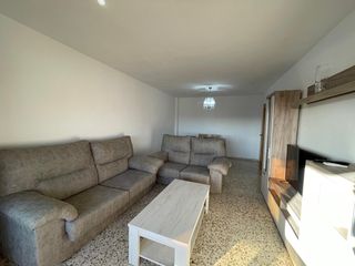 Flat in Calle los prados 4