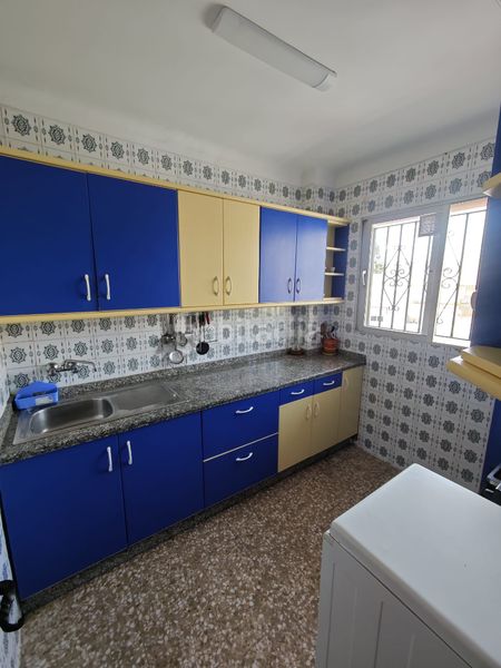 Foto 4ea9f131-0bd9-4a18-8f3d-2de9b66f8b0a. Pis a calle infantes 58 a Poniente-Faro Torre del Mar