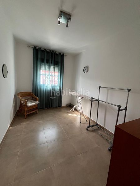 Foto a2836da3-393a-4259-bfb8-7124eb8087ce. Casa adossada a calle balcones del romeral 131 a Vélez - Málaga