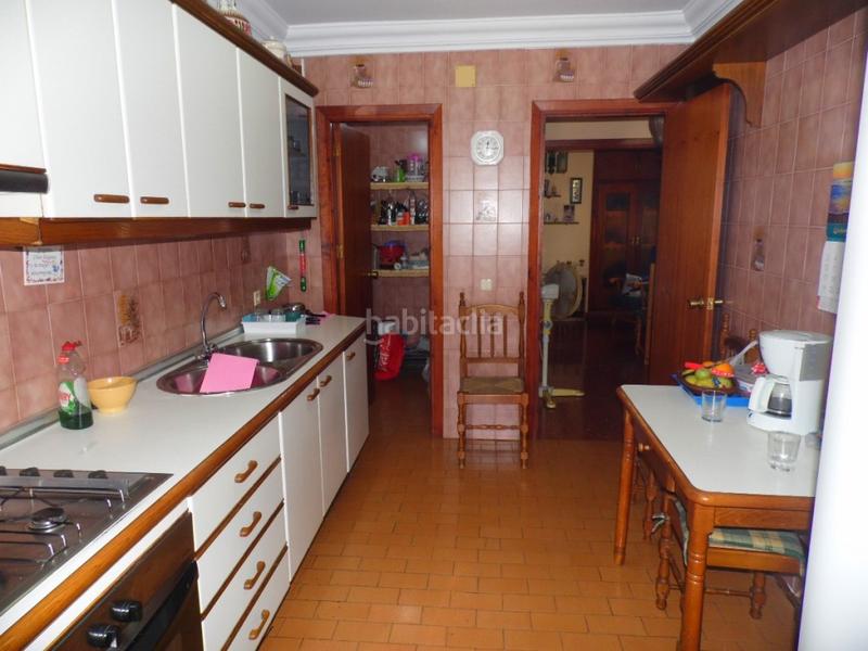 Foto 17723b38-f6d5-49dd-8230-8c30b49cd2d5. Piso apartamento en el Centro con 4 dormitorios en Nerja