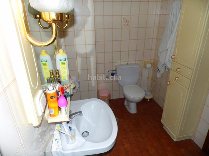 Foto af9e278d-a7da-4b8b-8778-40a8115beb5e. Piso apartamento en el Centro con 4 dormitorios en Nerja