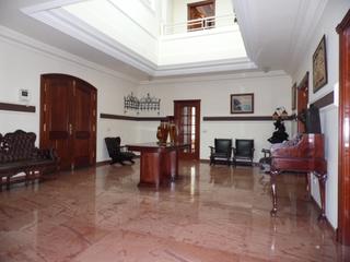 Chalet en Nueva Nerja. Impresionante villa en el centro de nerja